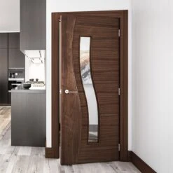 Deanta Cadiz Prefinished Walnut Glazed Interior Door 1981 X 610 X 35mm - 35CADWGX610FSC