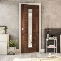 Deanta Seville Prefinished Walnut Glazed Interior Fire Door 1981 X 610 X 45mm - 45UK16CGF/DWX610FSC